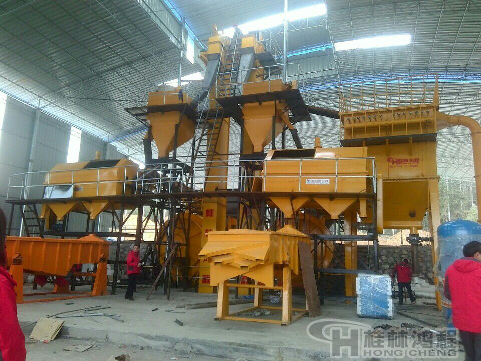 石英砂磨機(jī)，石英砂自磨機(jī)，磨粉機(jī)，制砂機(jī)