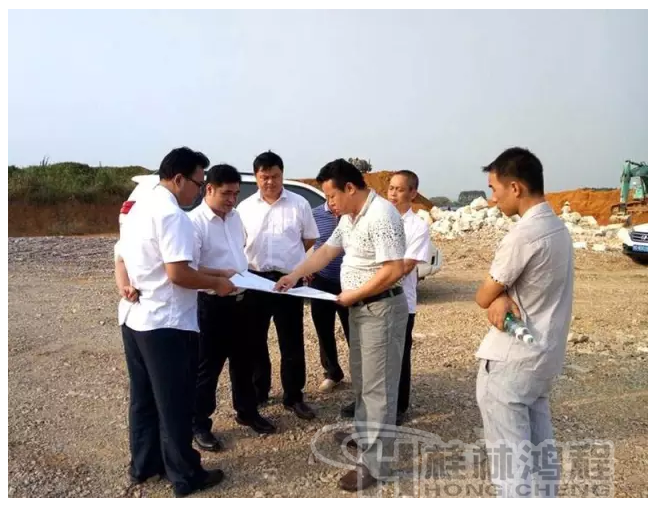 重鈣磨粉機(jī)，重鈣，HCH1395，超細(xì)環(huán)輥磨,武宣碳酸鈣