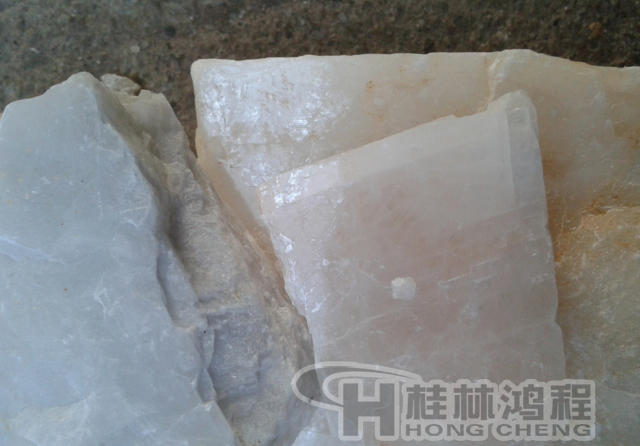 長(zhǎng)石，長(zhǎng)石粉，長(zhǎng)石的用途